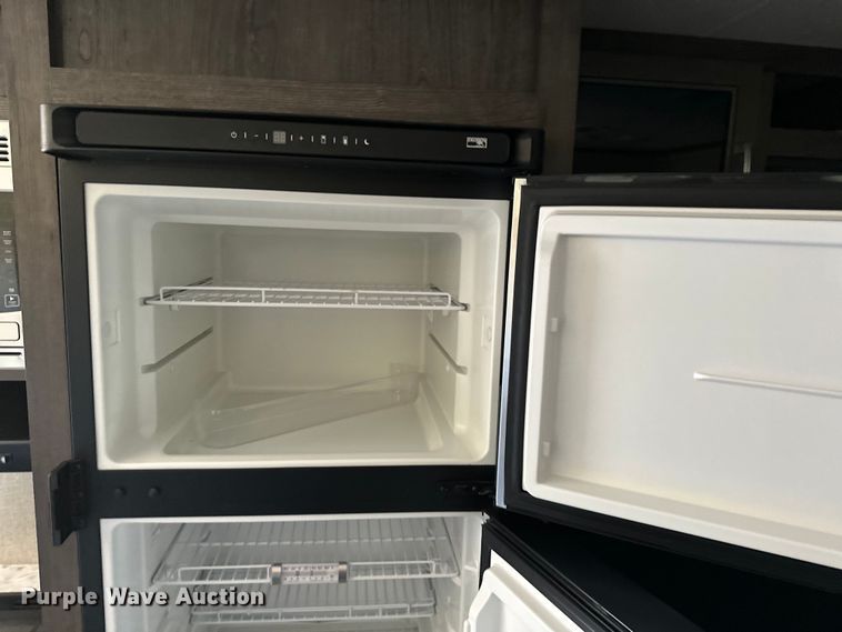 image for item EJ4391 2021 Jayco  284BHS camper