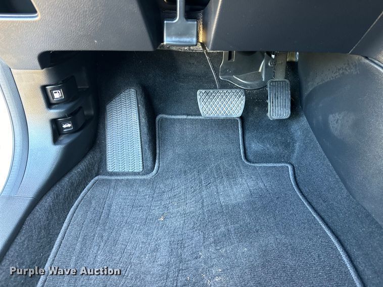 image for item EJ4392 2019 Honda  CR-V SUV