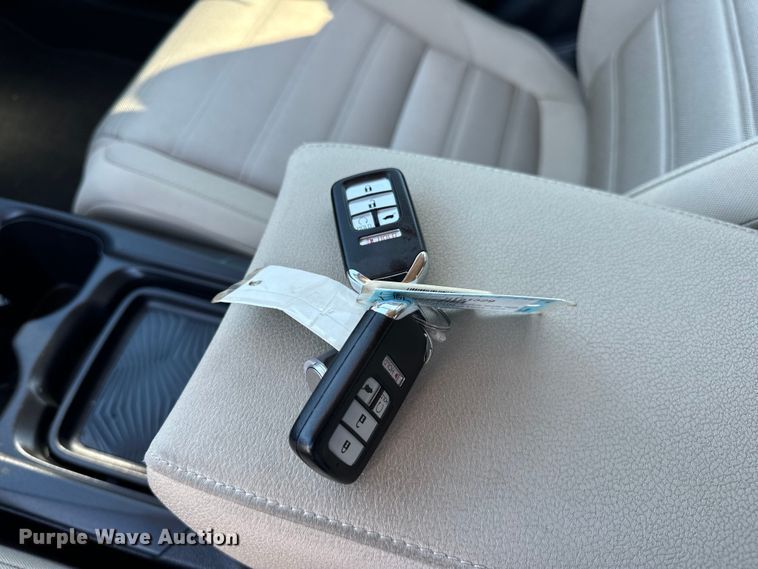 image for item EJ4392 2019 Honda  CR-V SUV