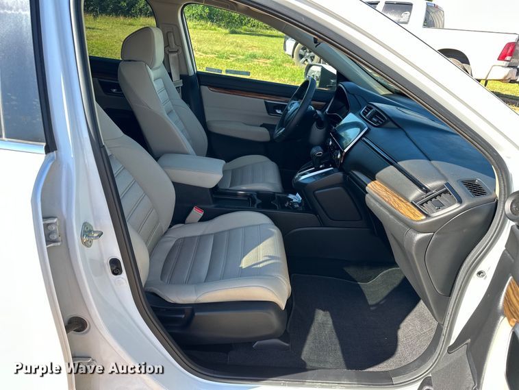 image for item EJ4392 2019 Honda  CR-V SUV