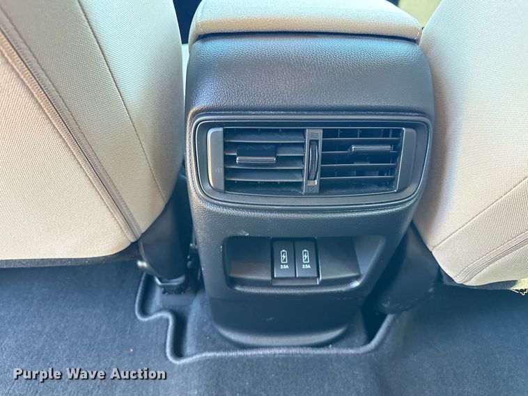 image for item EJ4392 2019 Honda  CR-V SUV