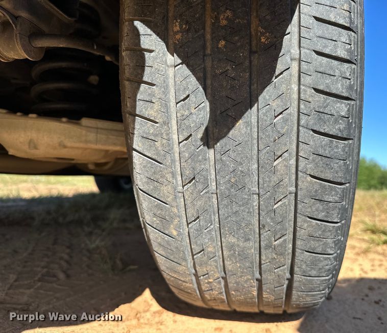 image for item EJ4392 2019 Honda  CR-V SUV