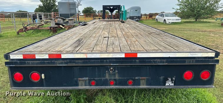 image for item EJ4419 2010 DJ equipment trailer