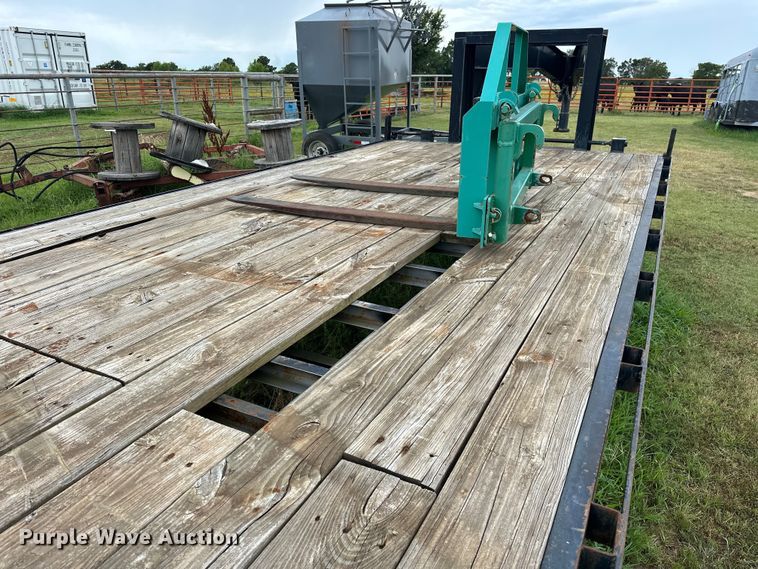 image for item EJ4419 2010 DJ equipment trailer