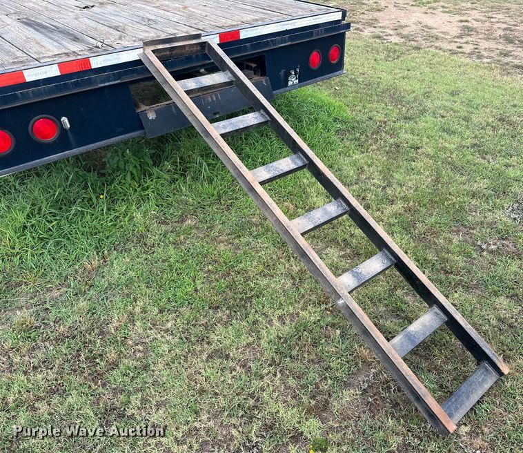 image for item EJ4419 2010 DJ equipment trailer