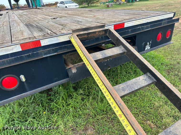 image for item EJ4419 2010 DJ equipment trailer