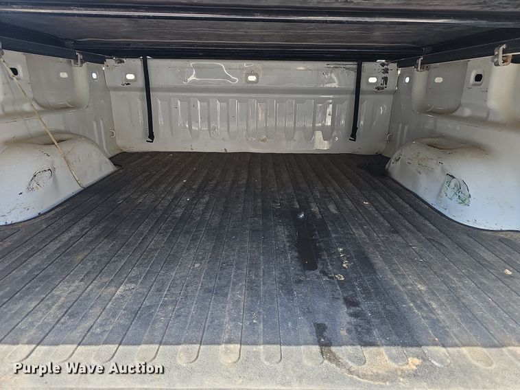 image for item EJ5688 2008 Chevrolet Silverado 1500 Crew Cab pickup truck