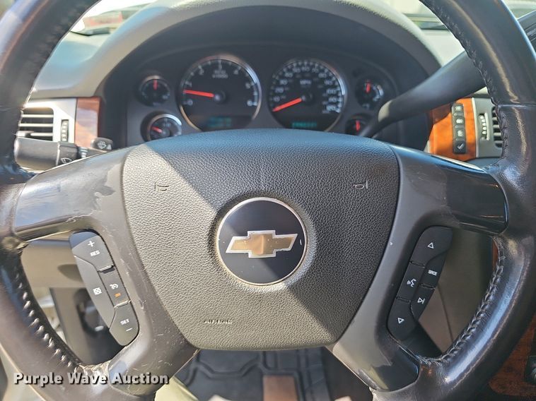 image for item EJ5688 2008 Chevrolet Silverado 1500 Crew Cab pickup truck