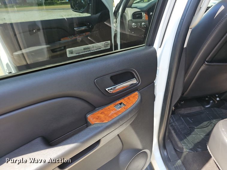 image for item EJ5688 2008 Chevrolet Silverado 1500 Crew Cab pickup truck