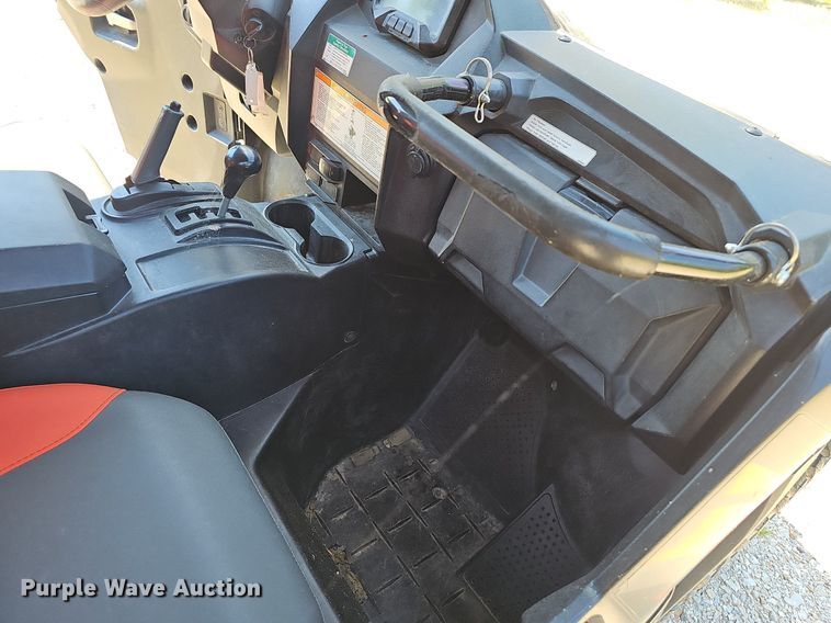 image for item EJ5692 2018 Yamaha  Wolverine X4 utility vehicle