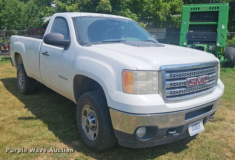 image for item EJ5715 2012 GMC Sierra 2500HD pickup truck