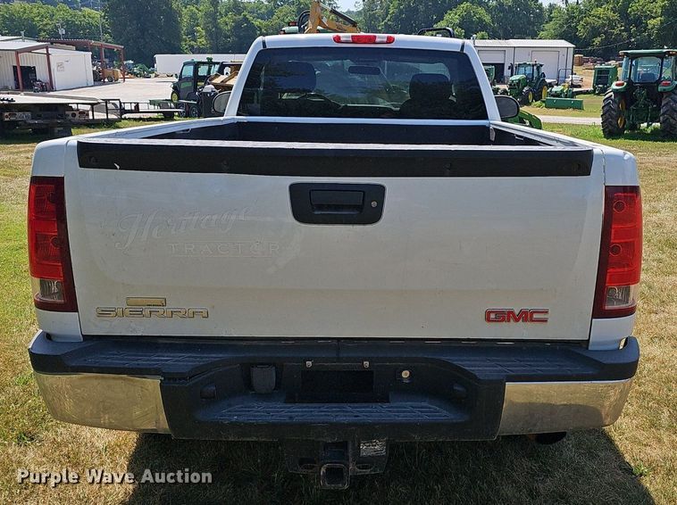 image for item EJ5715 2012 GMC Sierra 2500HD pickup truck