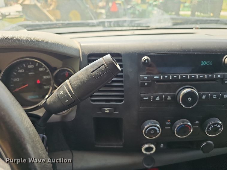 image for item EJ5715 2012 GMC Sierra 2500HD pickup truck