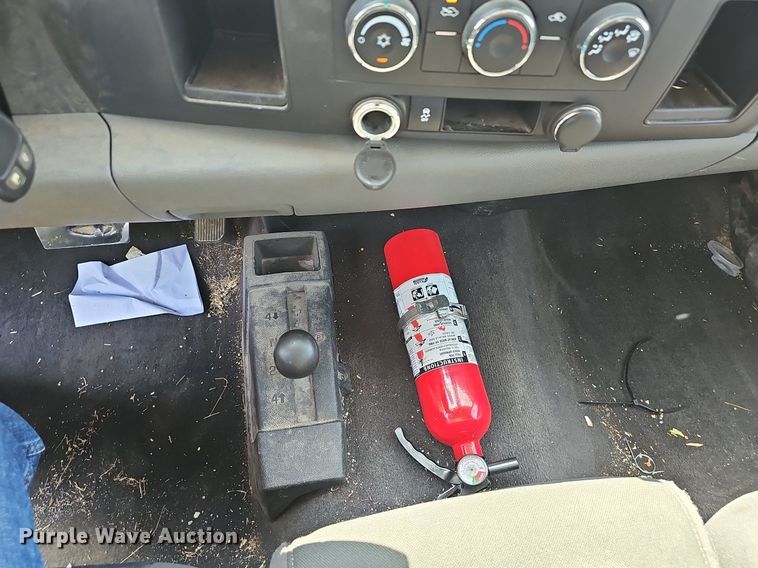 image for item EJ5715 2012 GMC Sierra 2500HD pickup truck