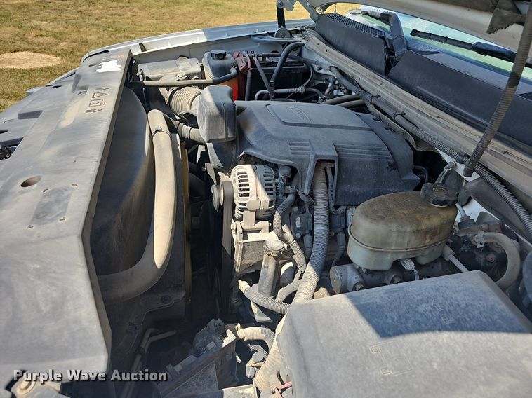 image for item EJ5715 2012 GMC Sierra 2500HD pickup truck