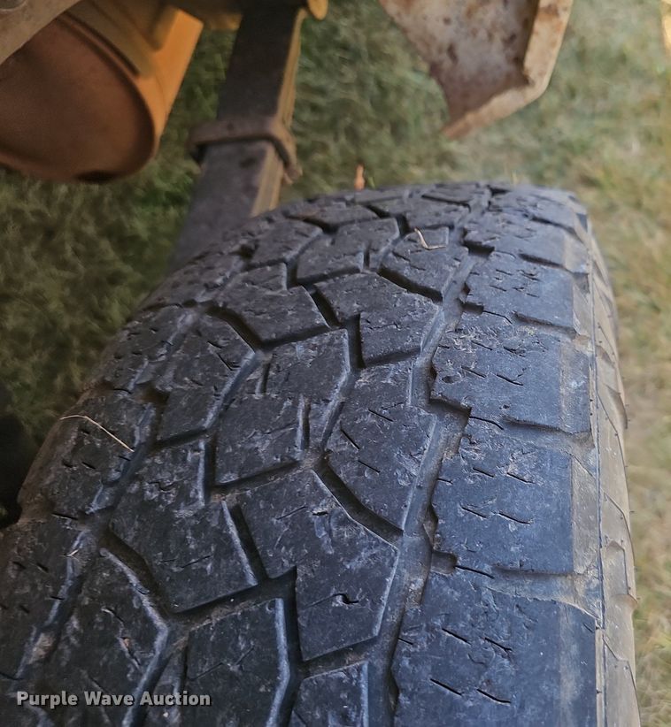 image for item EJ5715 2012 GMC Sierra 2500HD pickup truck