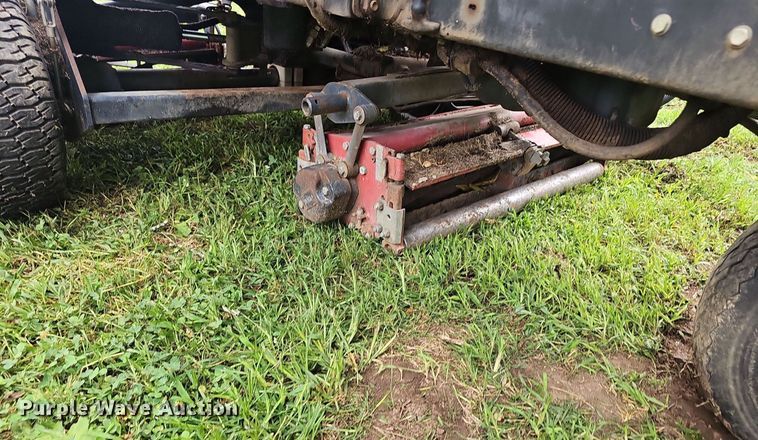 image for item EJ5722 (2) Toro 3100-D mowers 