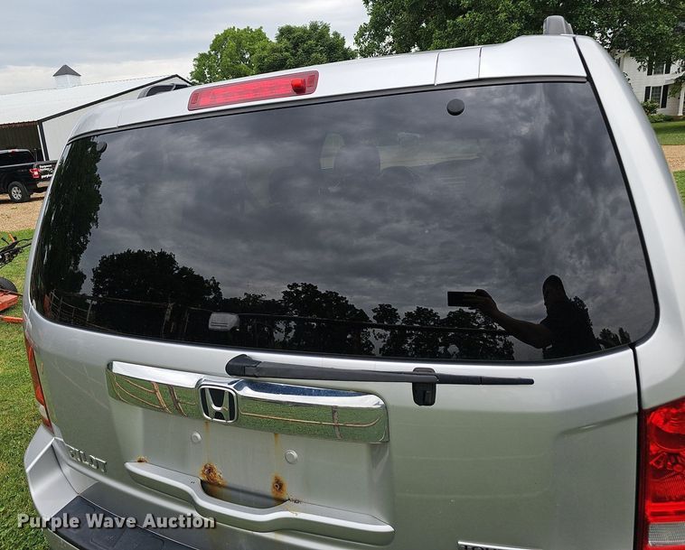 image for item EJ5724 2011 Honda Pilot SUV