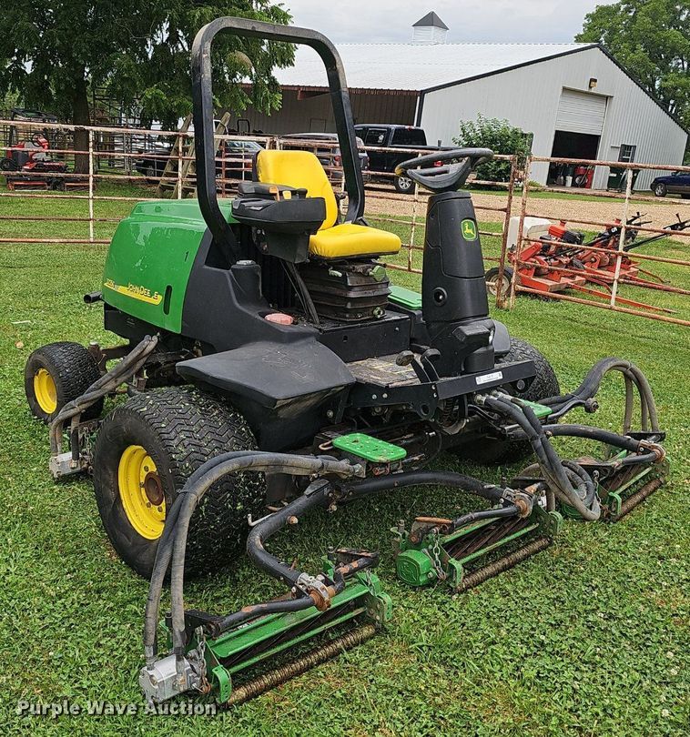 image for item EJ5725 John Deere  3225C lawn mower