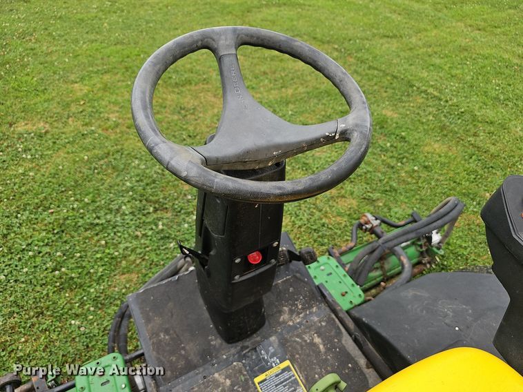 image for item EJ5725 John Deere  3225C lawn mower