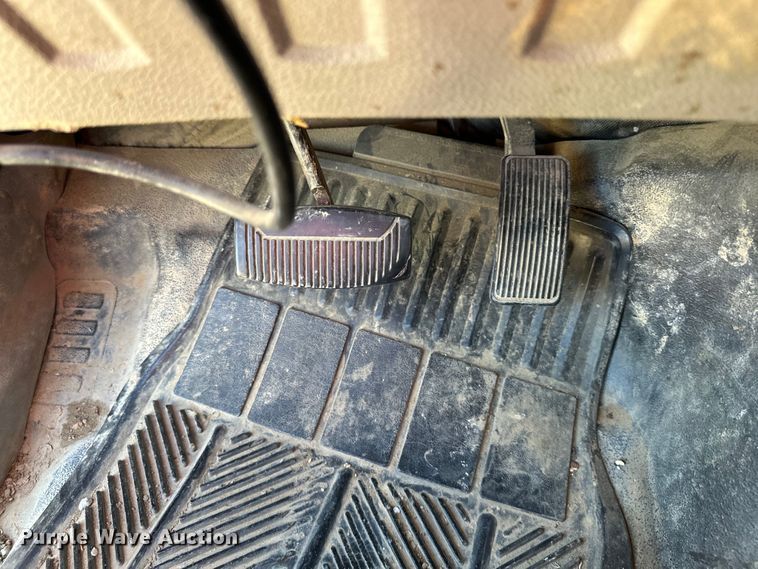 image for item EJ6897 2009 Ford F250 Super Duty XLT pickup truck