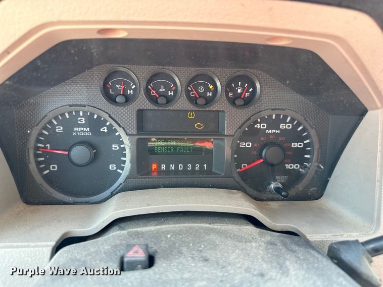 image for item EJ6897 2009 Ford F250 Super Duty XLT pickup truck