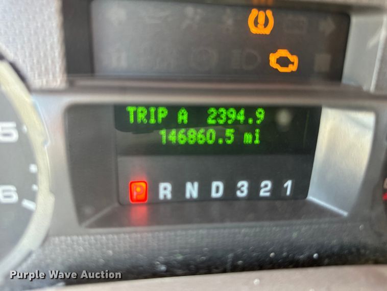 image for item EJ6897 2009 Ford F250 Super Duty XLT pickup truck