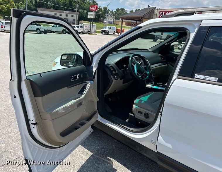 image for item EJ6941 2013 Ford Explorer  SUV