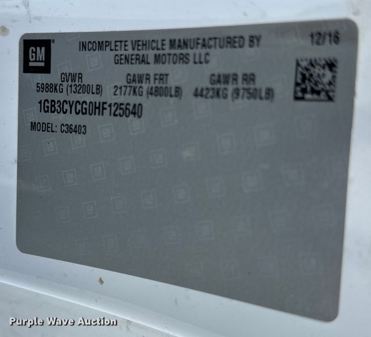 image for item EJ6960 2017 Chevrolet Silverado 3500HD flatbed pickup truck