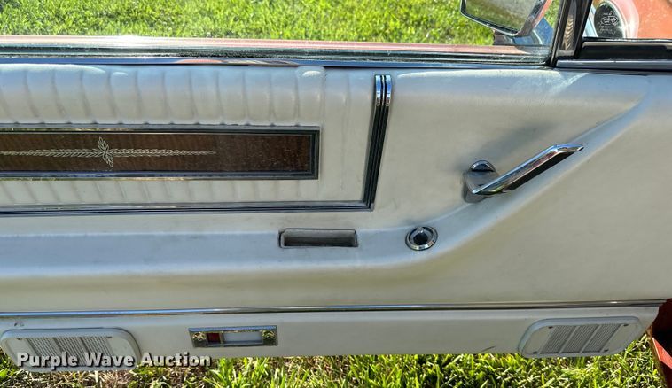 image for item EJ6966 1966 Ford Thunderbird  