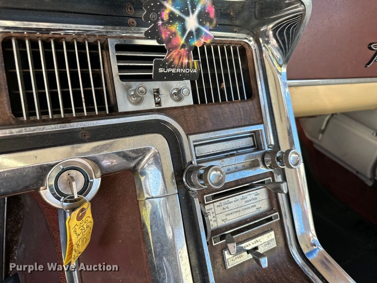 image for item EJ6966 1966 Ford Thunderbird  