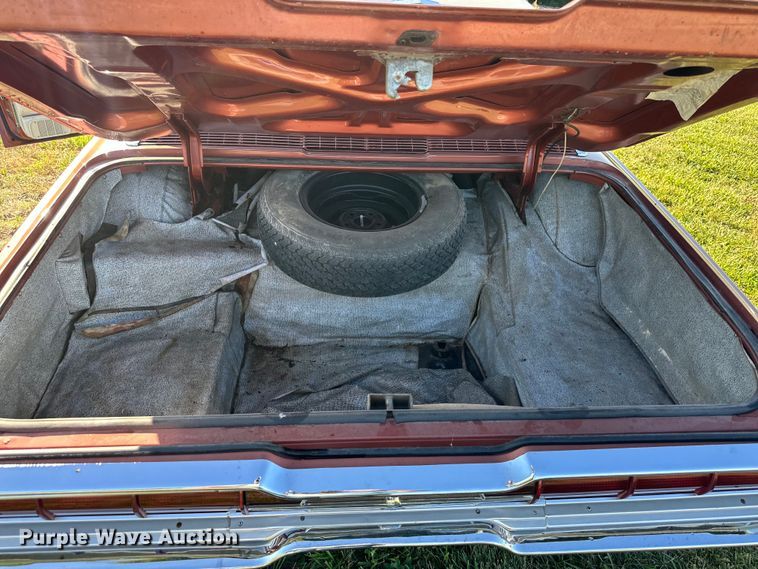 image for item EJ6966 1966 Ford Thunderbird  