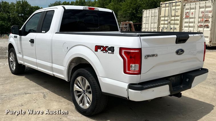 image for item EJ6989 2017 Ford F150 XL SuperCab pickup truck