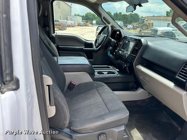 image for item EJ6989 2017 Ford F150 XL SuperCab pickup truck