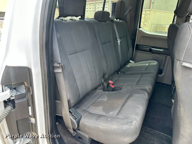 image for item EJ6989 2017 Ford F150 XL SuperCab pickup truck