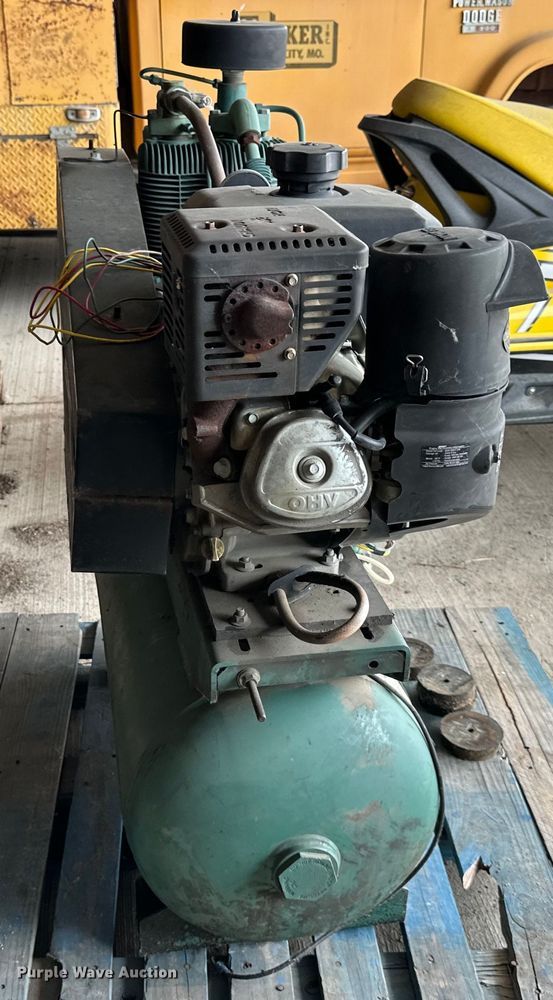 image for item EJ6992 Champion  P Series  air compressor