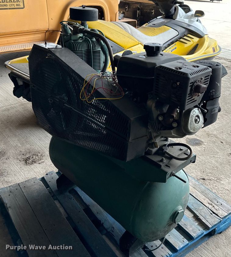 image for item EJ6992 Champion  P Series  air compressor