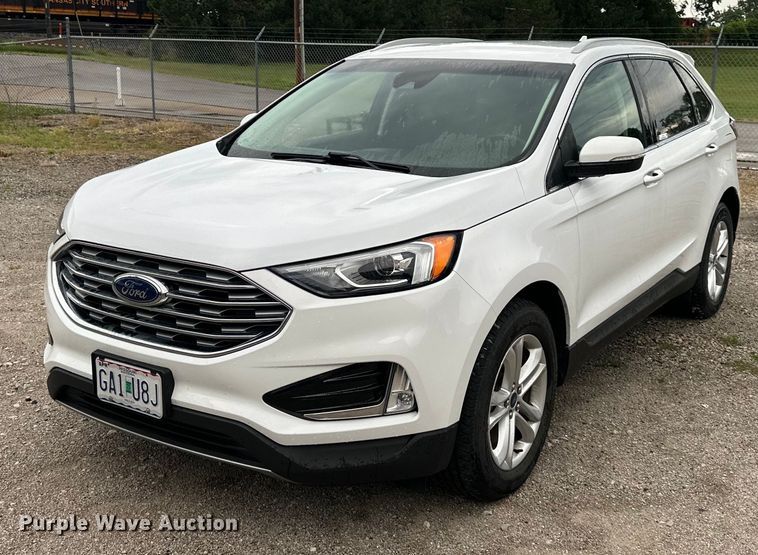 image for item EJ7014 2019 Ford  Edge SEL SUV