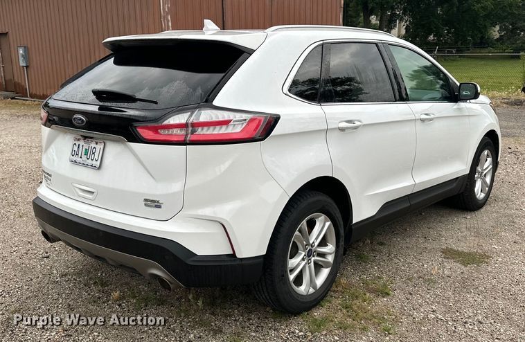 image for item EJ7014 2019 Ford  Edge SEL SUV