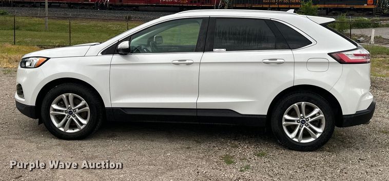 image for item EJ7014 2019 Ford  Edge SEL SUV