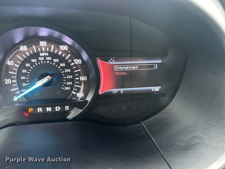 image for item EJ7014 2019 Ford  Edge SEL SUV