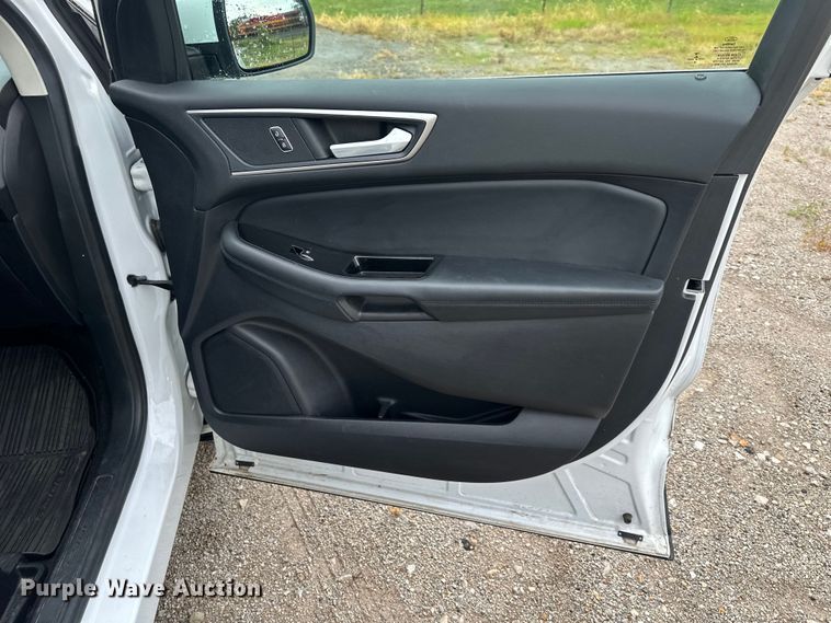 image for item EJ7014 2019 Ford  Edge SEL SUV