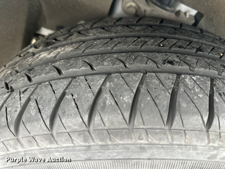 image for item EJ7014 2019 Ford  Edge SEL SUV