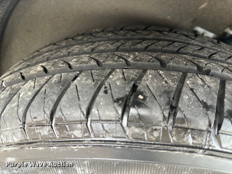 image for item EJ7014 2019 Ford  Edge SEL SUV