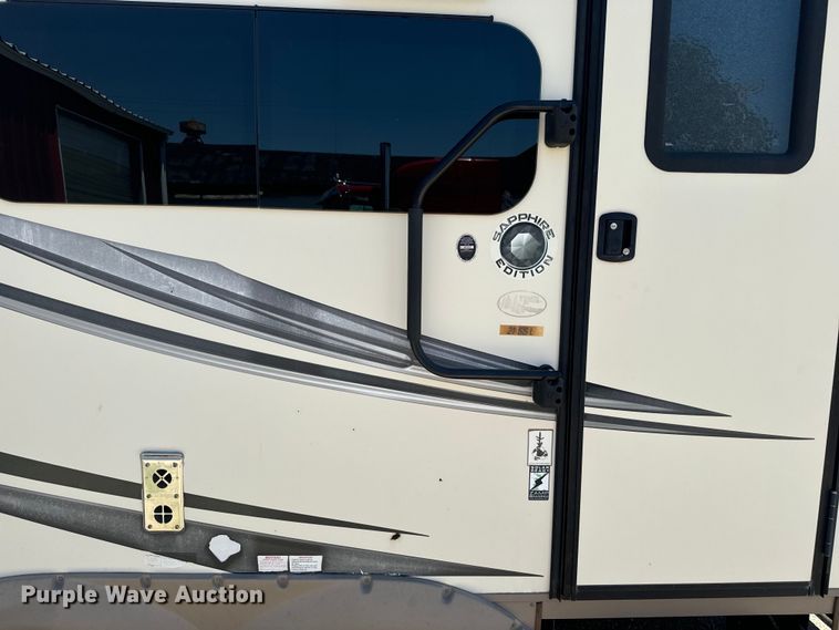 image for item EK1412 2015 Forest River camper