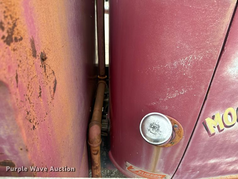 image for item EK1502 1941 GMC pumper fire truck