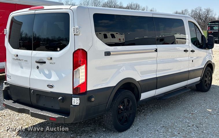 image for item EK4371 2016 Ford Transit 350 XLT van