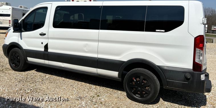 image for item EK4371 2016 Ford Transit 350 XLT van