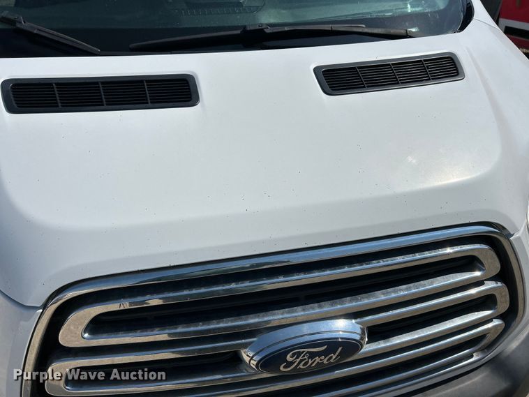 image for item EK4371 2016 Ford Transit 350 XLT van