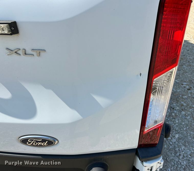 image for item EK4371 2016 Ford Transit 350 XLT van